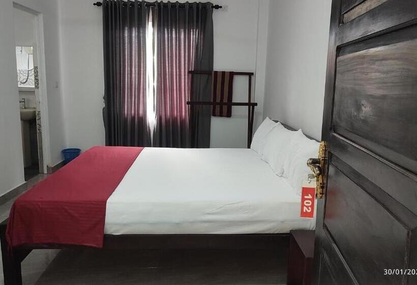 酒店 Laxsume Guest House Nilaveli