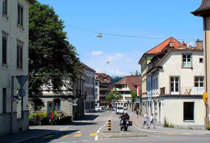 ホテル Le Lion   Self Check In