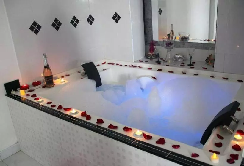 Hotelli Reina Victoria