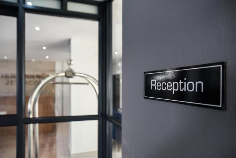 ホテル The Residency Jellicoe