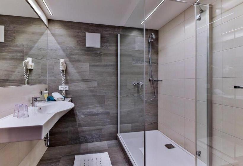 Jugendhotel Bachlehen Und Johanneshof