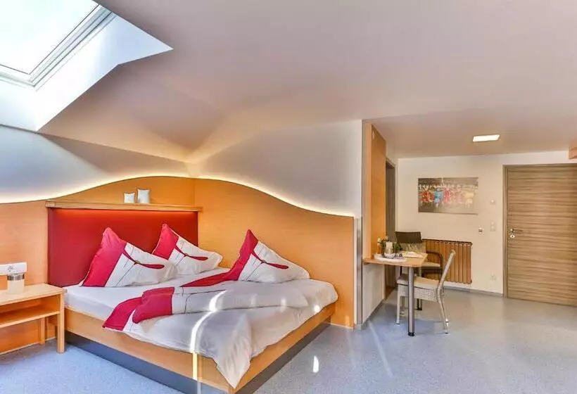 Jugendhotel Bachlehen Und Johanneshof