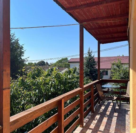 پانسیون Casa Amalia