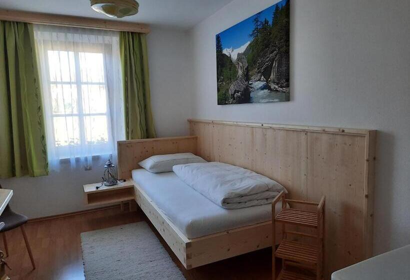 Пансион Gästehaus Taner