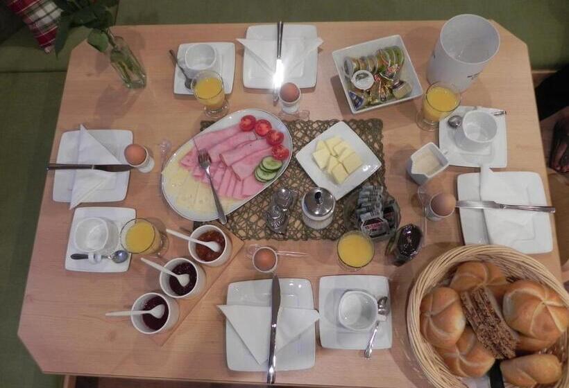 Пансион Gästehaus Taner