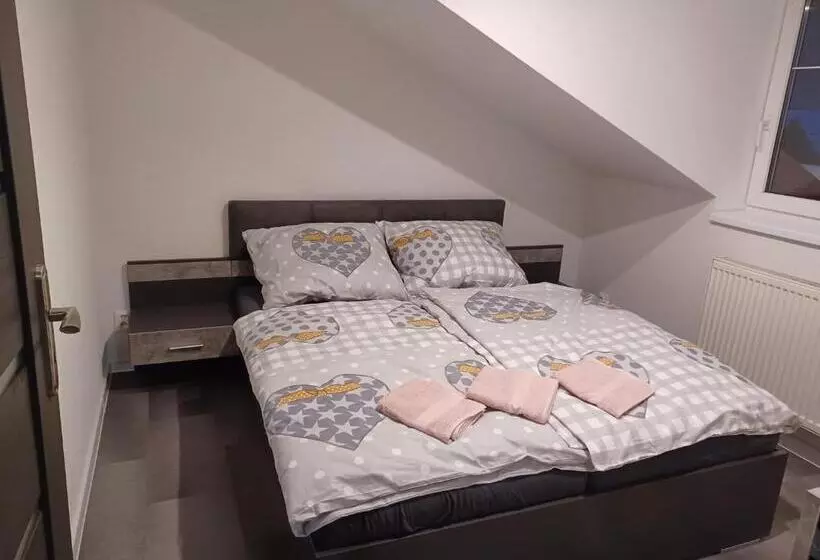 Majatalo Penzion Za Vodou