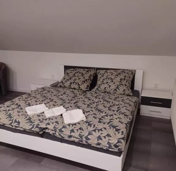 Majatalo Penzion Za Vodou