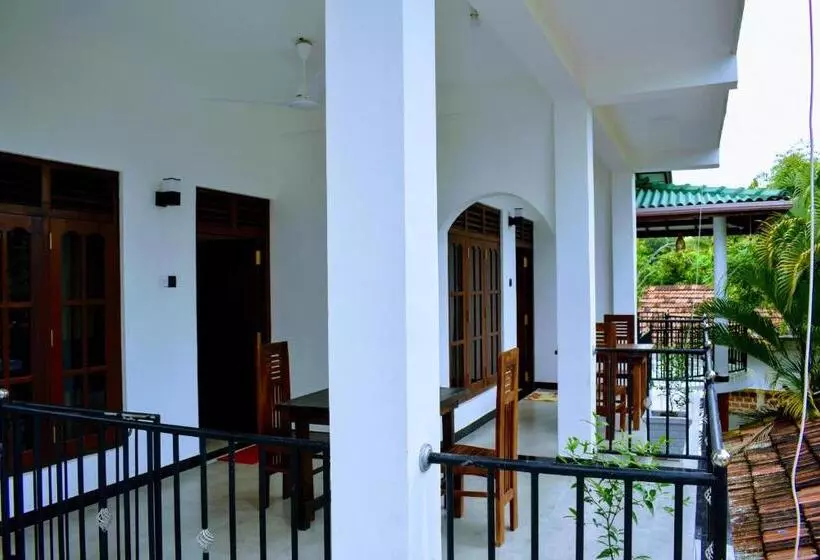 Majatalo Wayside Mirissa