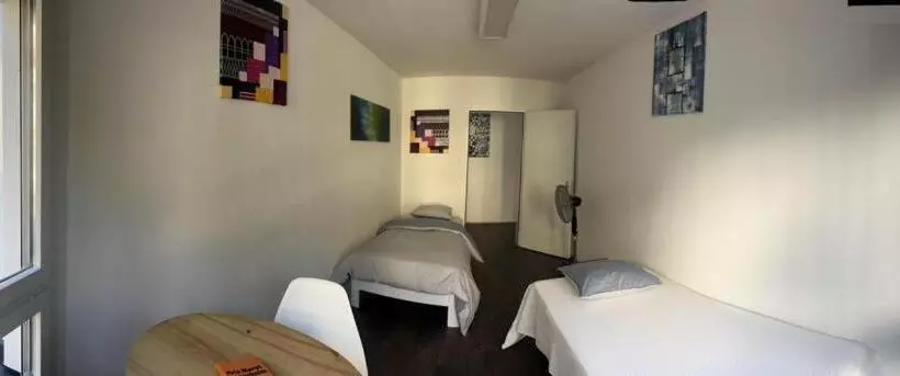 هاستل Basel Stadt Gundeldingen Zimmer 402, Wc In The Hallway, Outside The Room