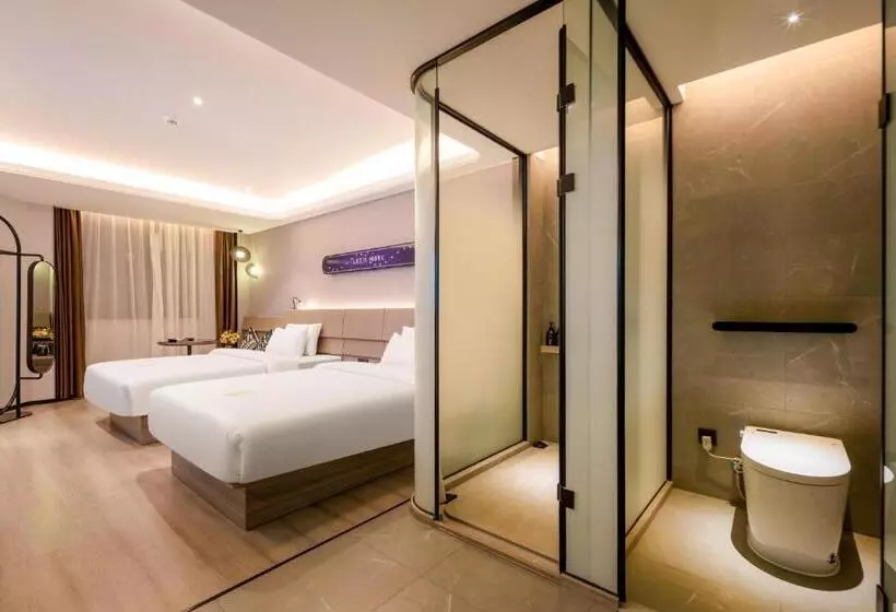 Atour X Hotel Chaozhou Xiangqiao International Financial Business Center