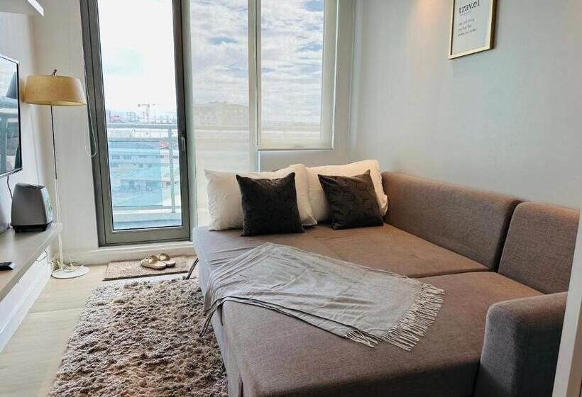 Casa Bw Azure Urban Resort Residences