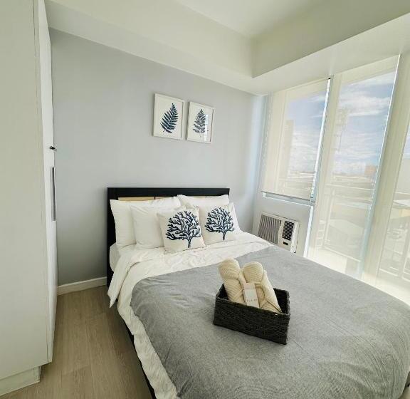 Casa Bw Azure Urban Resort Residences