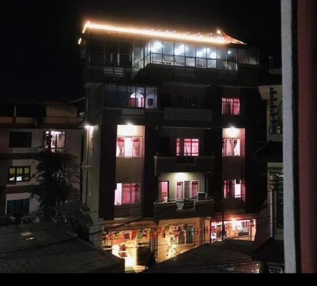 هتل Chandragiri Paradise