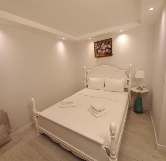 فندق Chloe Boutique