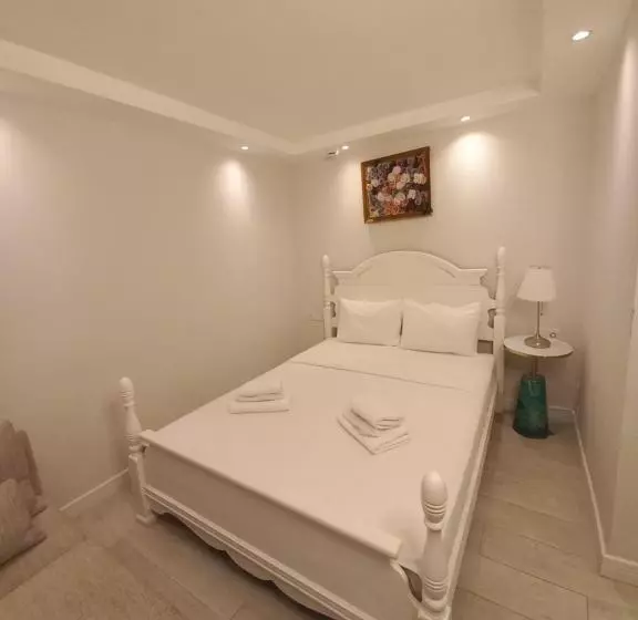 ホテル Chloe Boutique