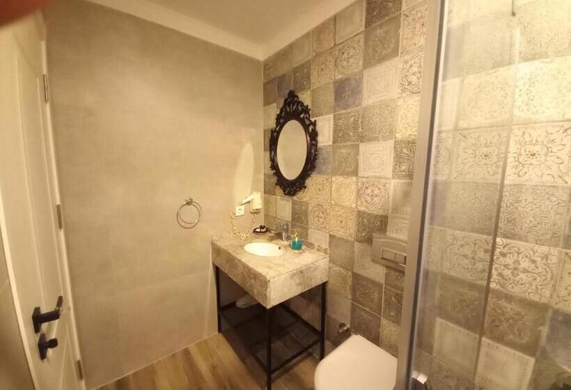 فندق Chloe Boutique