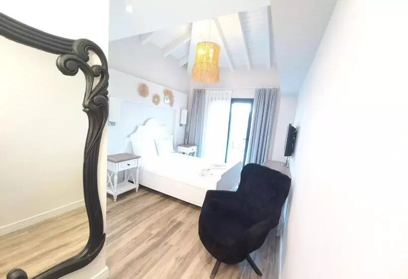 ホテル Chloe Boutique