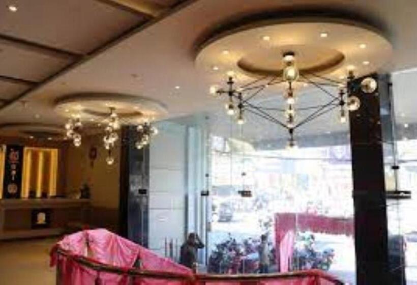 Отель Del   172