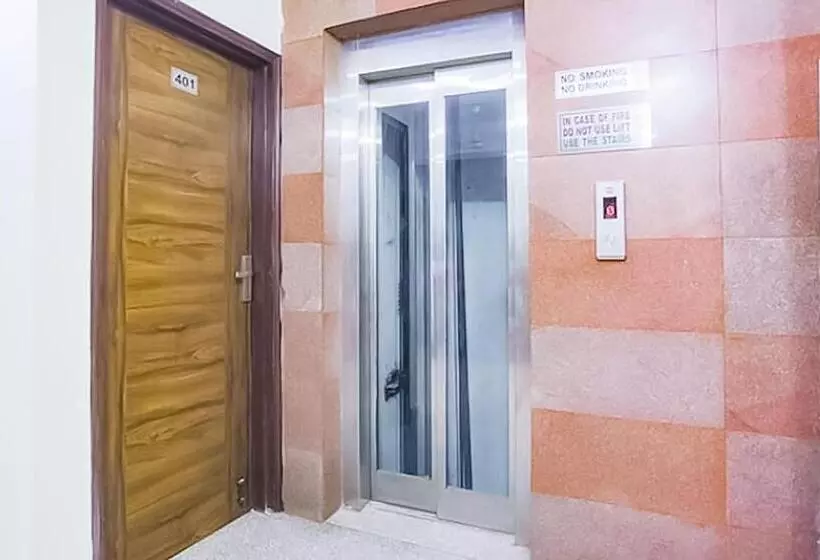 Hotelli Flagship Green High Near Laxmi Nagar Metro Station