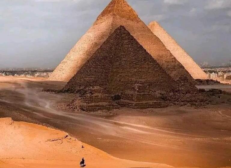 هتل Secret Of Pyramids View