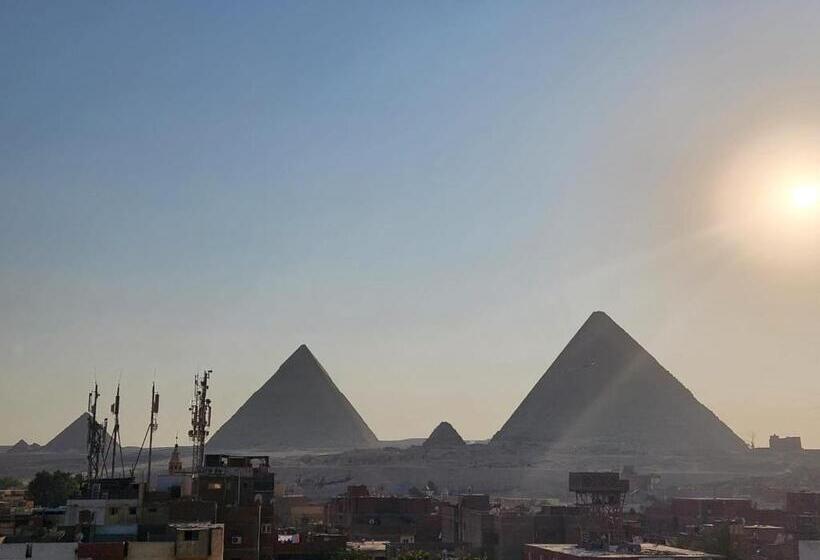 هتل Secret Of Pyramids View