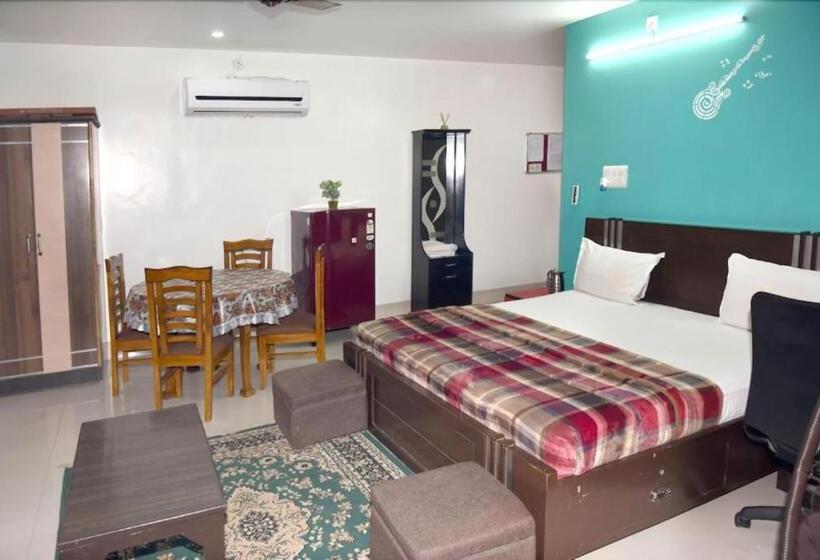 Hotel Vrinda Palace Vrindavan