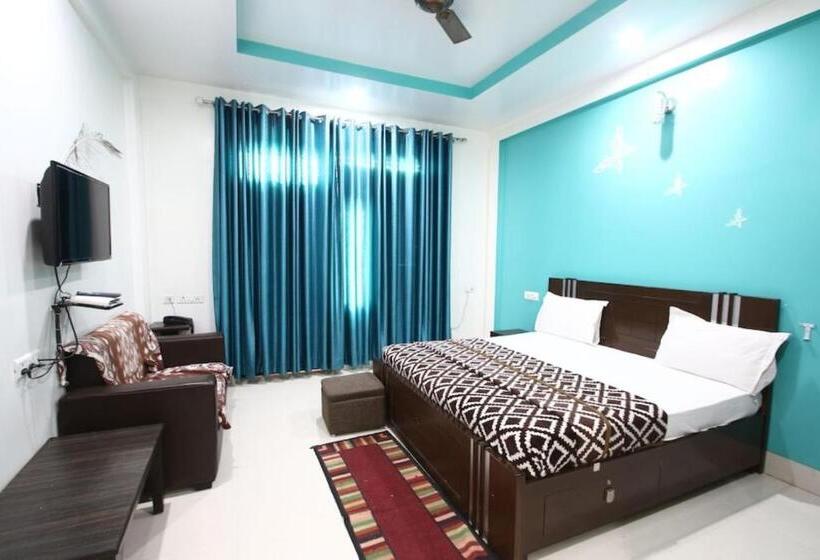 Hotel Vrinda Palace Vrindavan