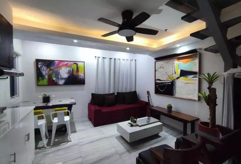 L1 Twin Bed Staycation In Bonifacio Global City 2