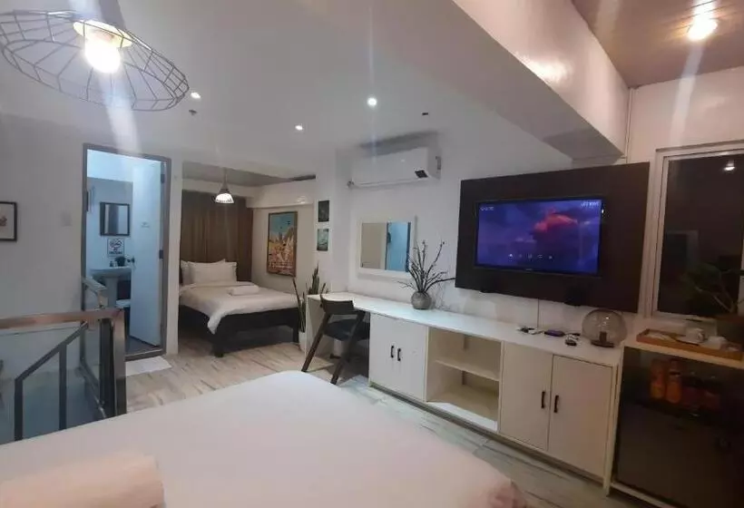 L1 Twin Bed Staycation In Bonifacio Global City 2