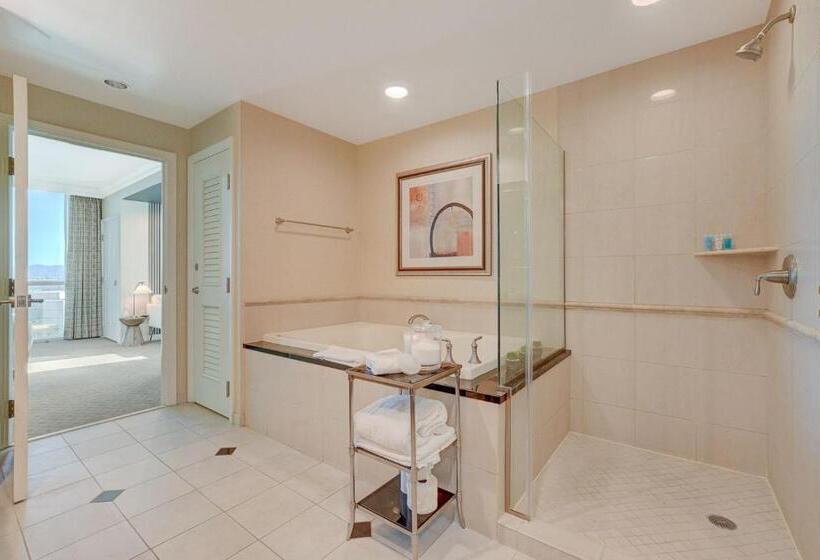 Mgm Signature Upgraded 1bd/2bth Suite W/balcony