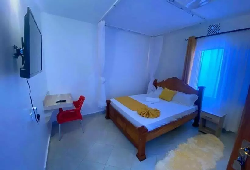 پانسیون Mtwapa Texas Villa Guest House