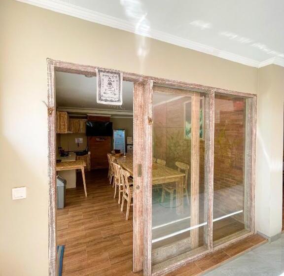 Pensió The Jimbaran Five