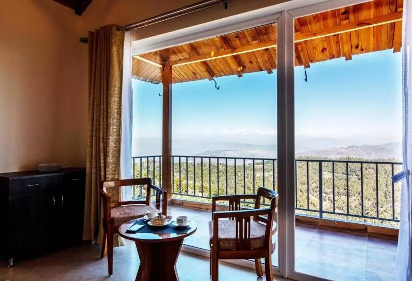 Shree Parijat Resort At Mukteshwar Hill Station With Himalayan View