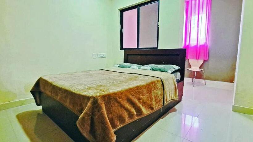 Отель Town Gate