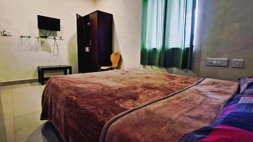 Отель Town Gate