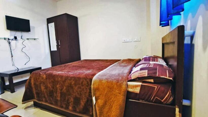 Отель Town Gate