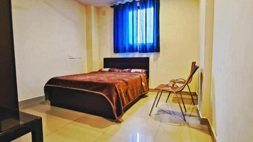 Отель Town Gate