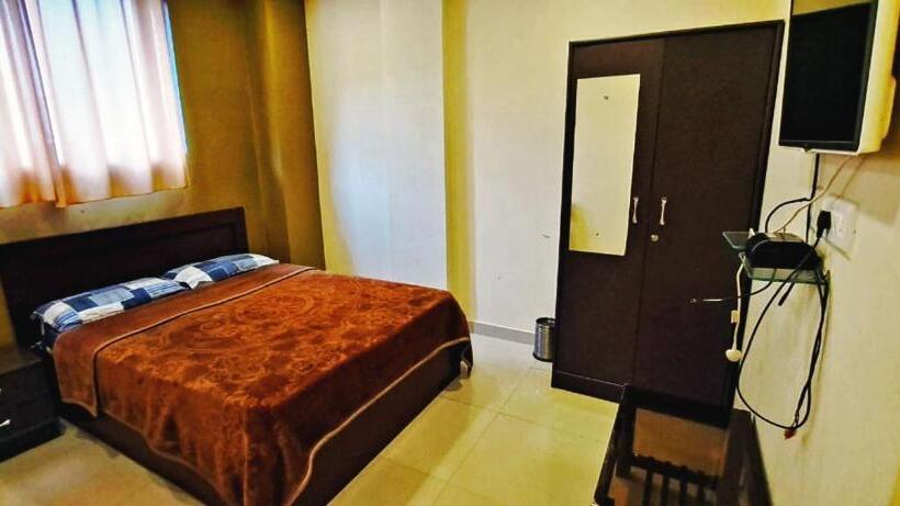 Отель Town Gate