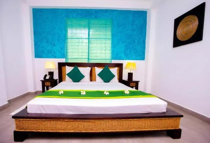 St.lachlan Hotel & Suites