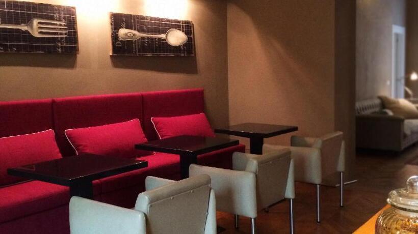 تختخواب و صبحانه Rooms Buonanotte Barbarossa