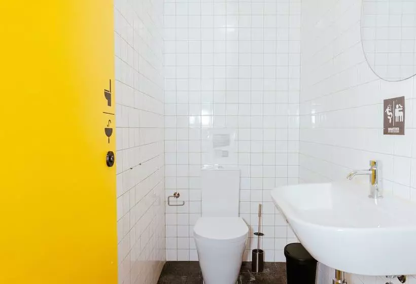 Retkeilymaja Surf & Sea Suites