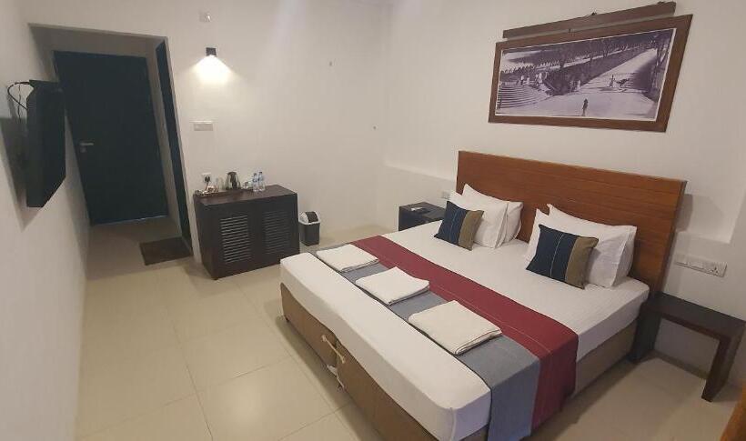 Hotel Kandyan View Free Pickup From Kandy City