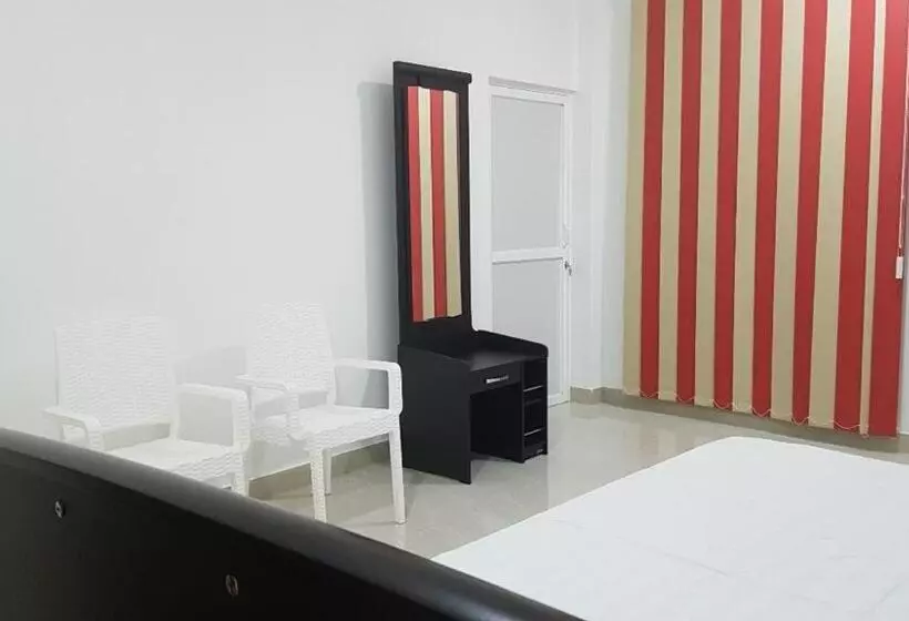 ホテル Lagoon Step Airport Transit