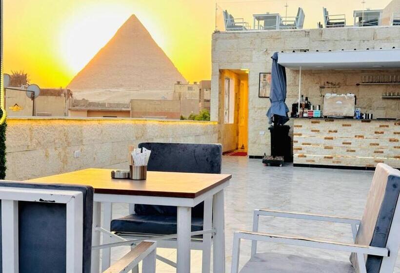 هتل Locanda Pyramids View