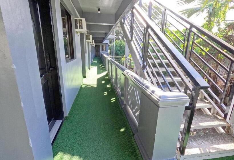 ホテル Lucky Tito Coron Dive Resort