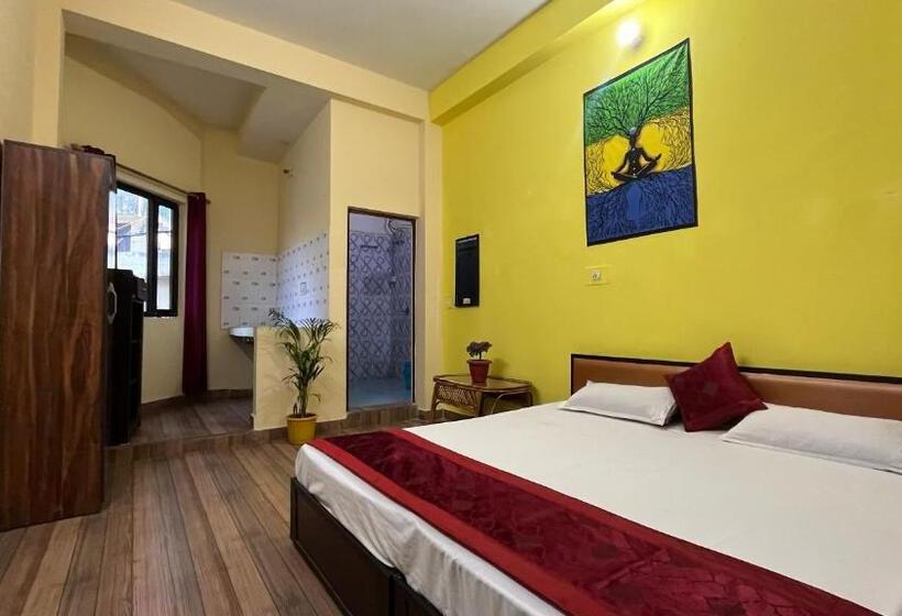 Отель Tamraparni Rishikesh Stay