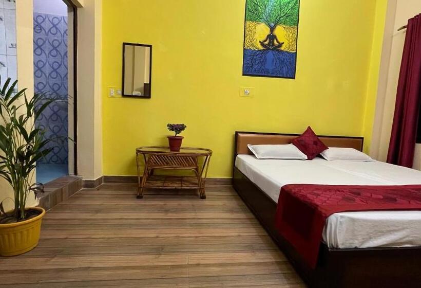 Отель Tamraparni Rishikesh Stay