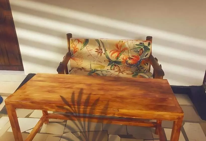 هتل Zanz 14 Beach Bungalows