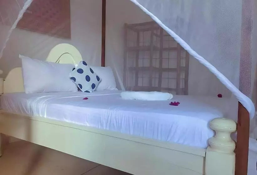 هتل Zanz 14 Beach Bungalows