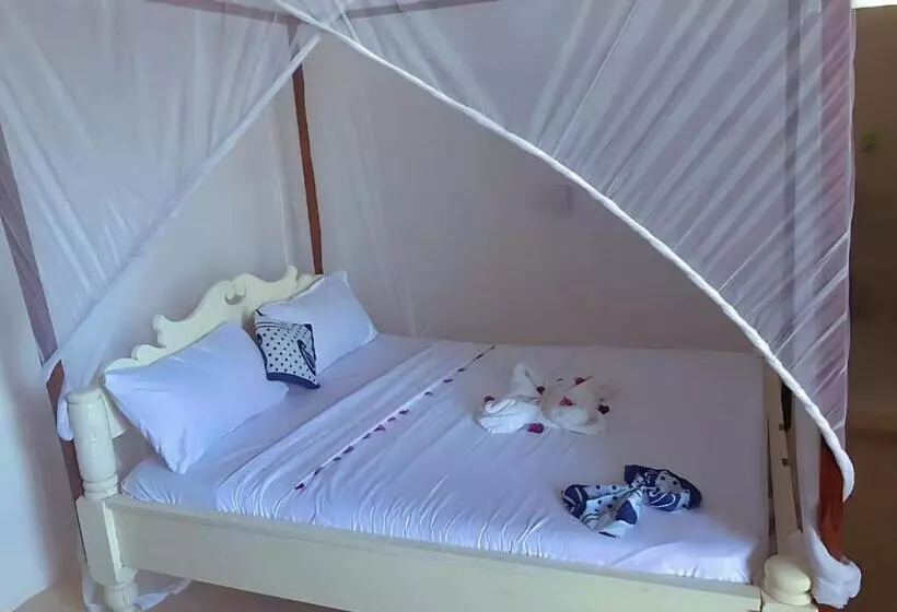 هتل Zanz 14 Beach Bungalows